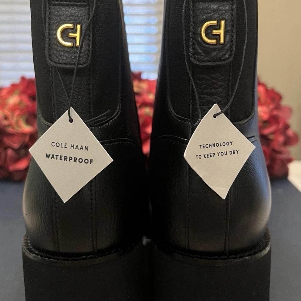 NIB Cole Haan Women's Zerogrand City Wedge side zip booties size US 9| EU39.5 - Picture 8 of 8